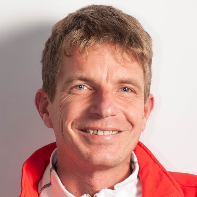 NICOLAS SIMOND
